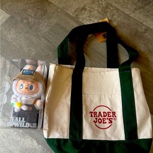 Trader Joe's mini  Canvas Tote Bag with Green Pop Mary Fall in Wild monster